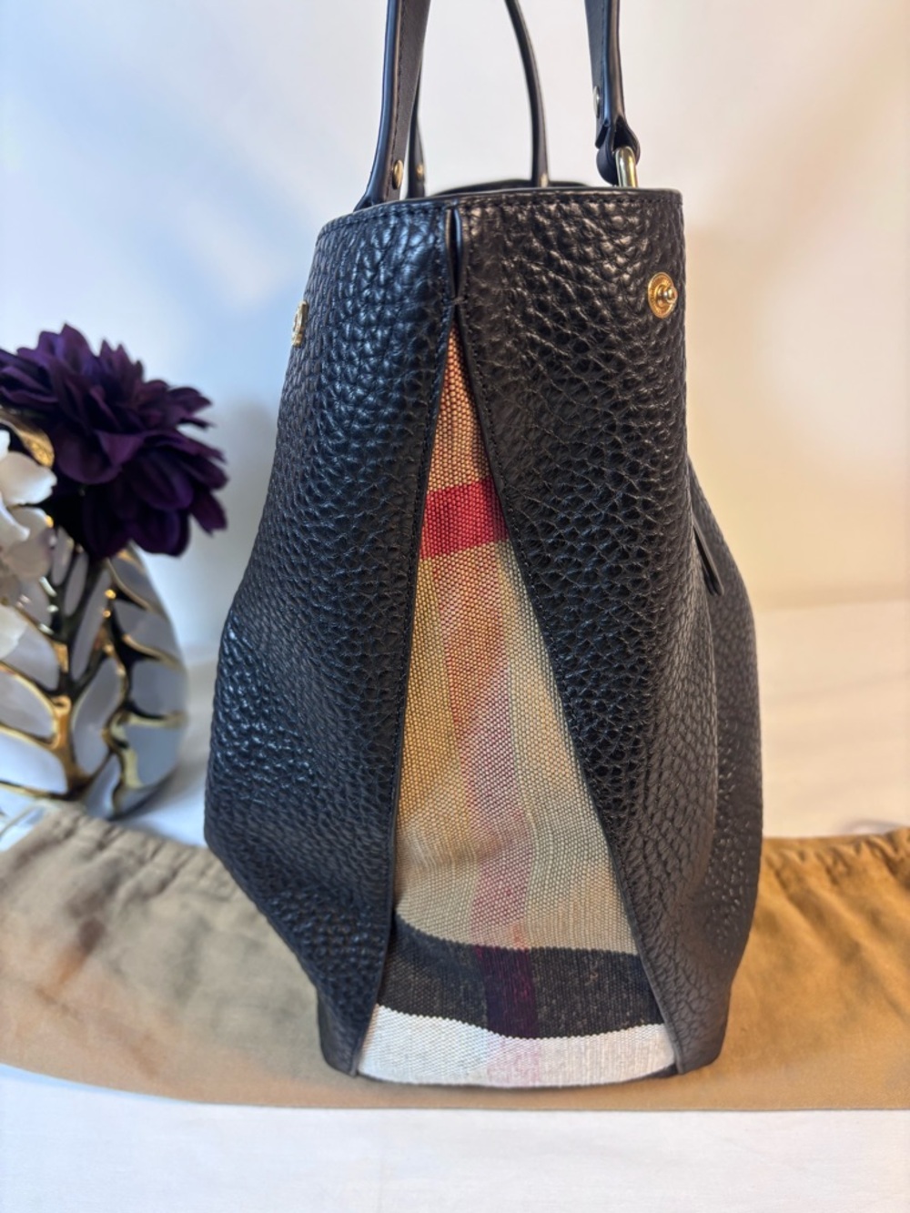 Beautiful Burberry Maidstone Tote Black - Picture 5 of 16